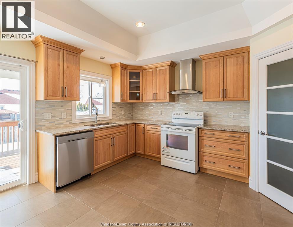 4001 COSENZA STREET - 12