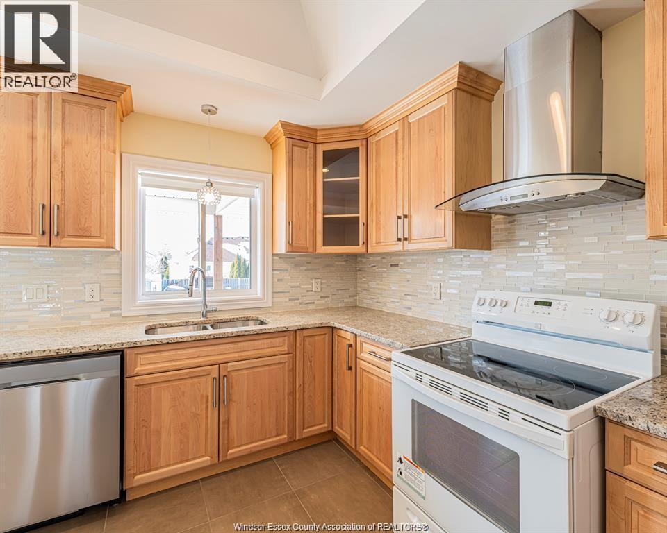 4001 COSENZA STREET - 16