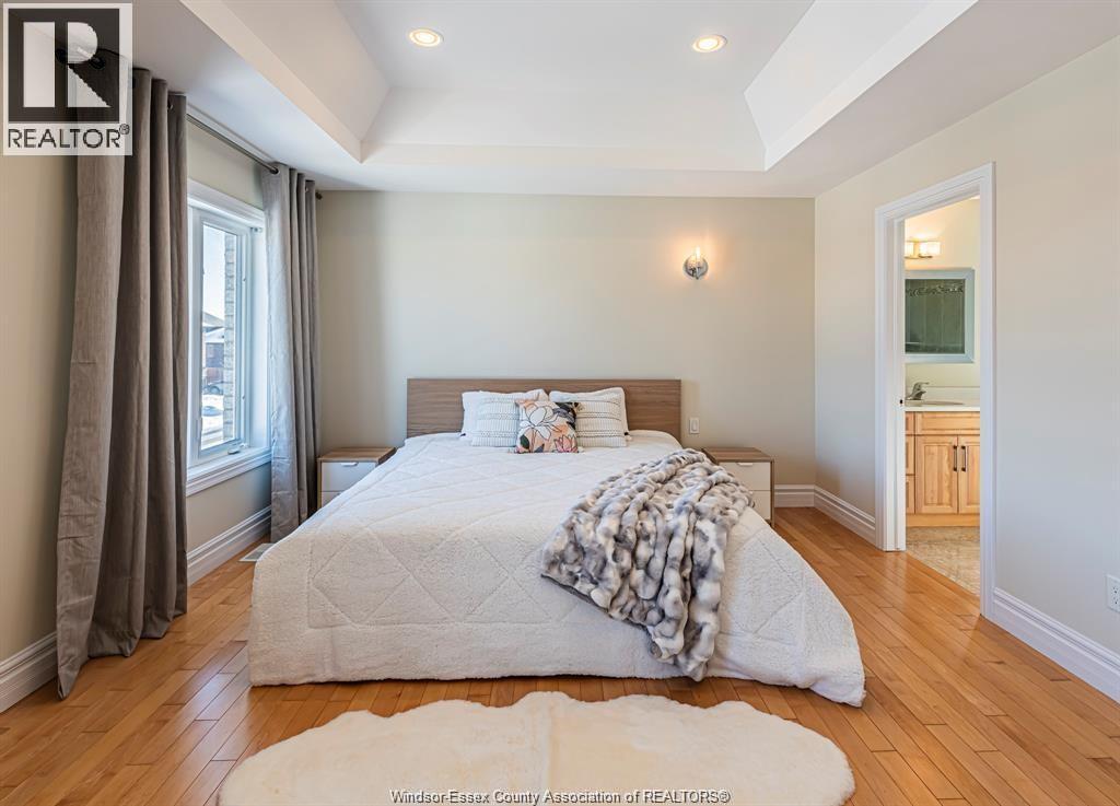 4001 COSENZA STREET - 25