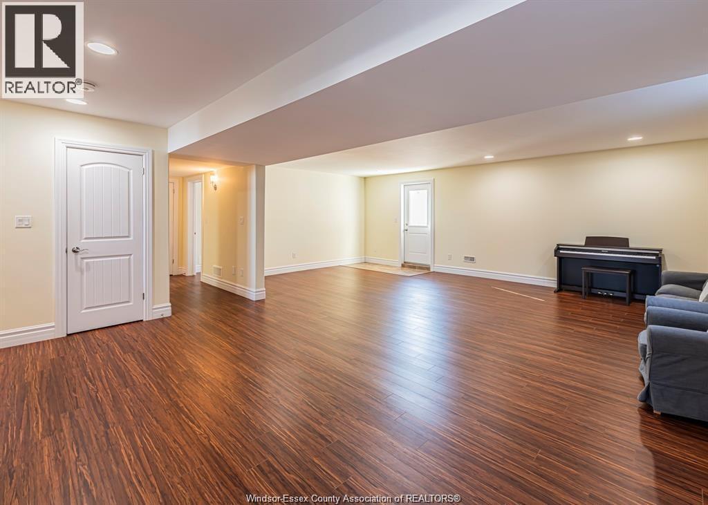 4001 COSENZA STREET - Image 35