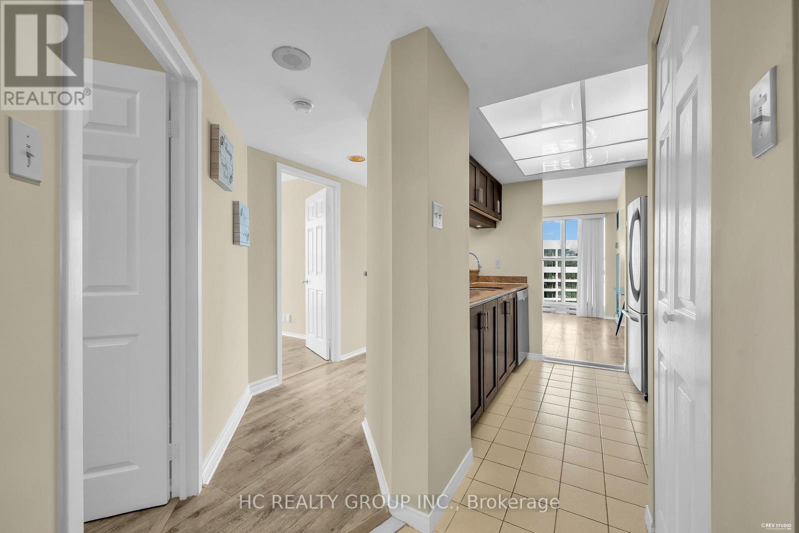 #3902 99 HARBOUR SQUARE - Image 19