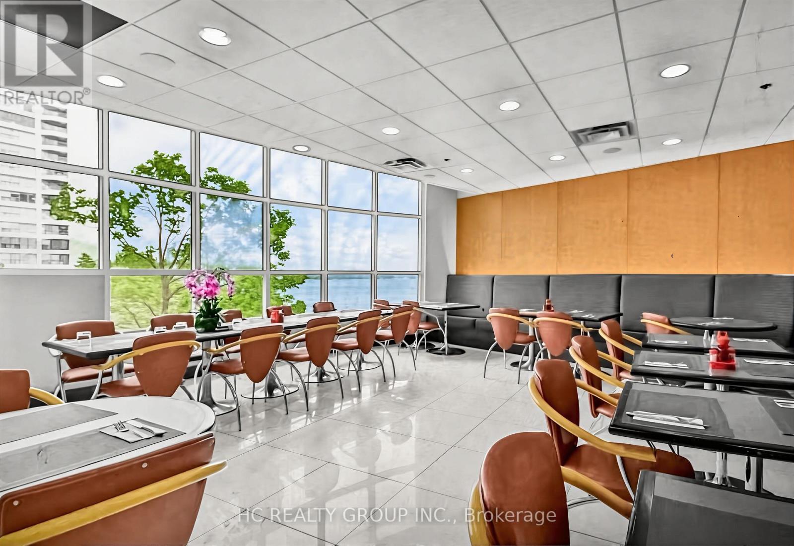 #3902 99 HARBOUR SQUARE - Image 29