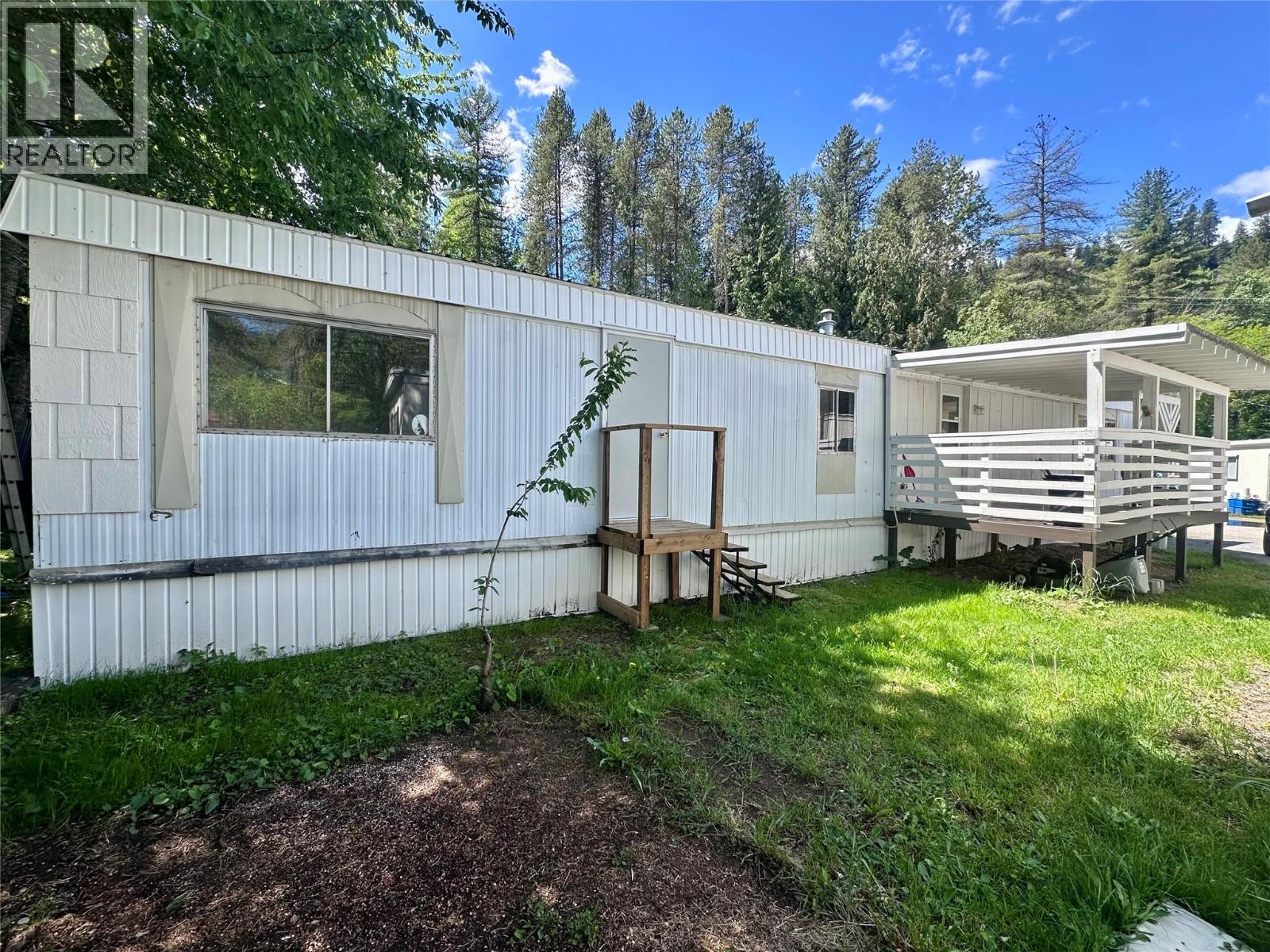 #15 1101 Columbia Avenue - 21