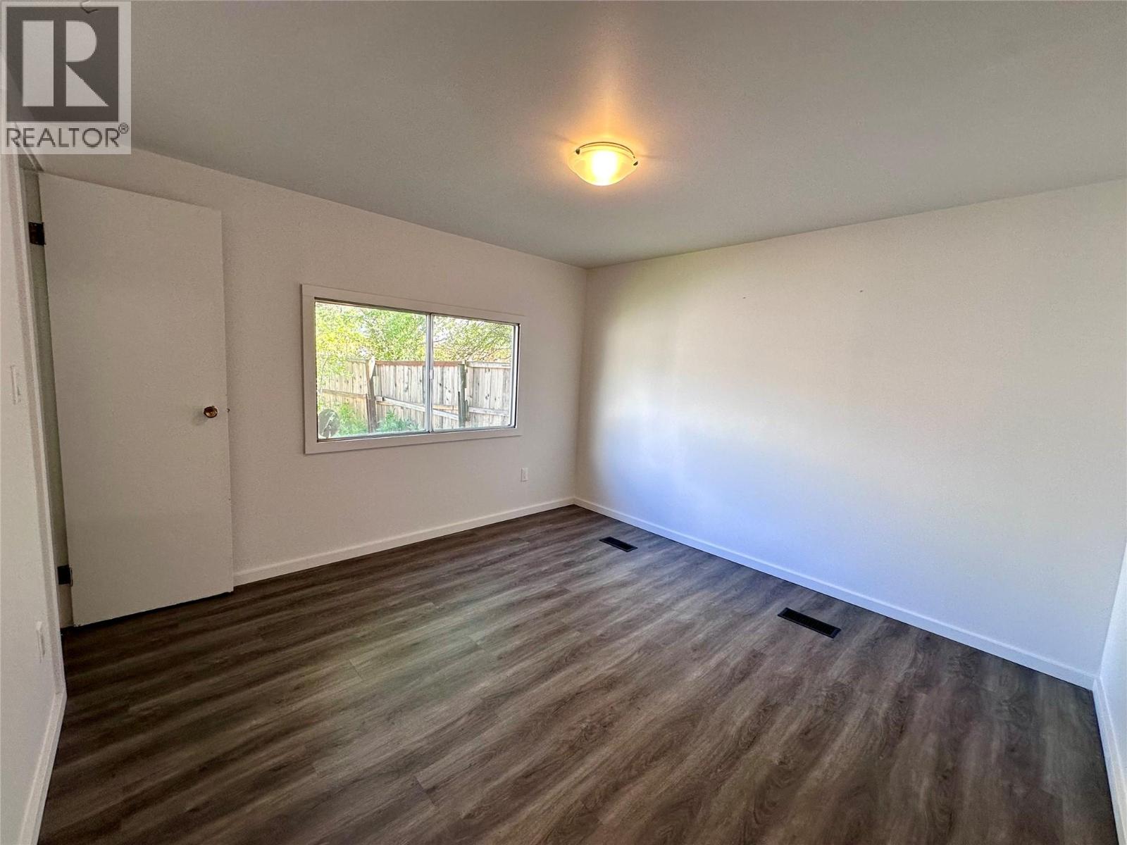 #15 1101 Columbia Avenue - 17