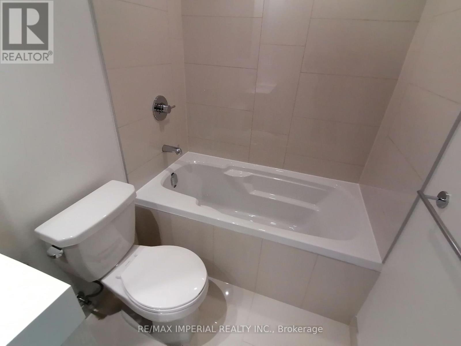 #2706 15 LOWER JARVIS STREET - 15