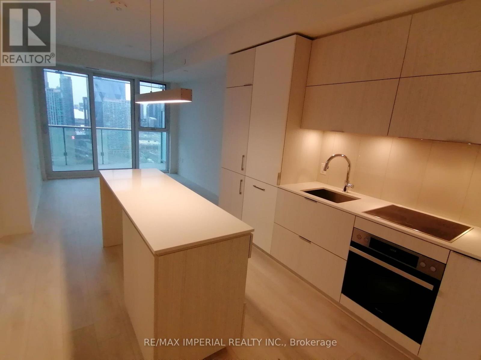 #2706 15 LOWER JARVIS STREET - 5