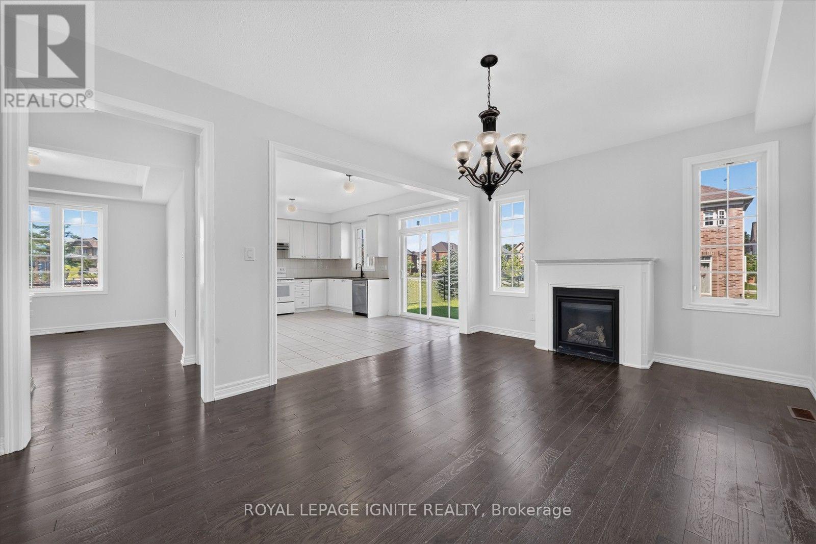 188 DOUGLAS KEMP CRESCENT - 10