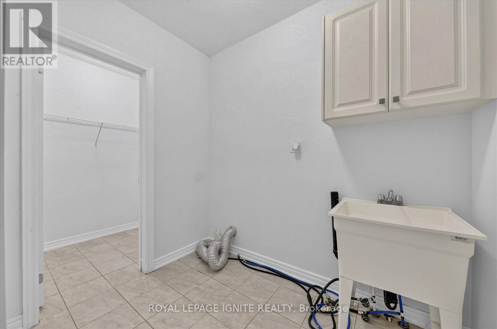 188 DOUGLAS KEMP CRESCENT - 16
