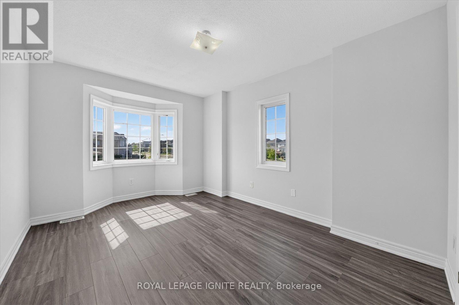 188 DOUGLAS KEMP CRESCENT - 27