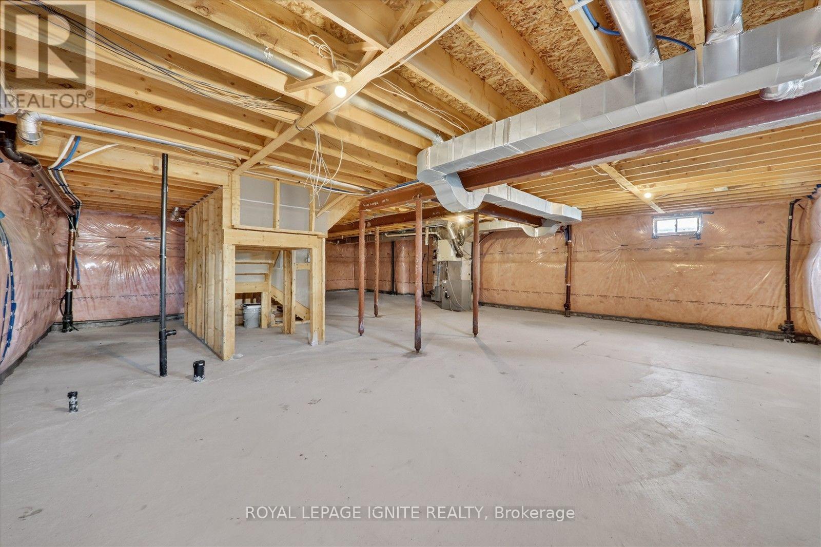 188 DOUGLAS KEMP CRESCENT - 33