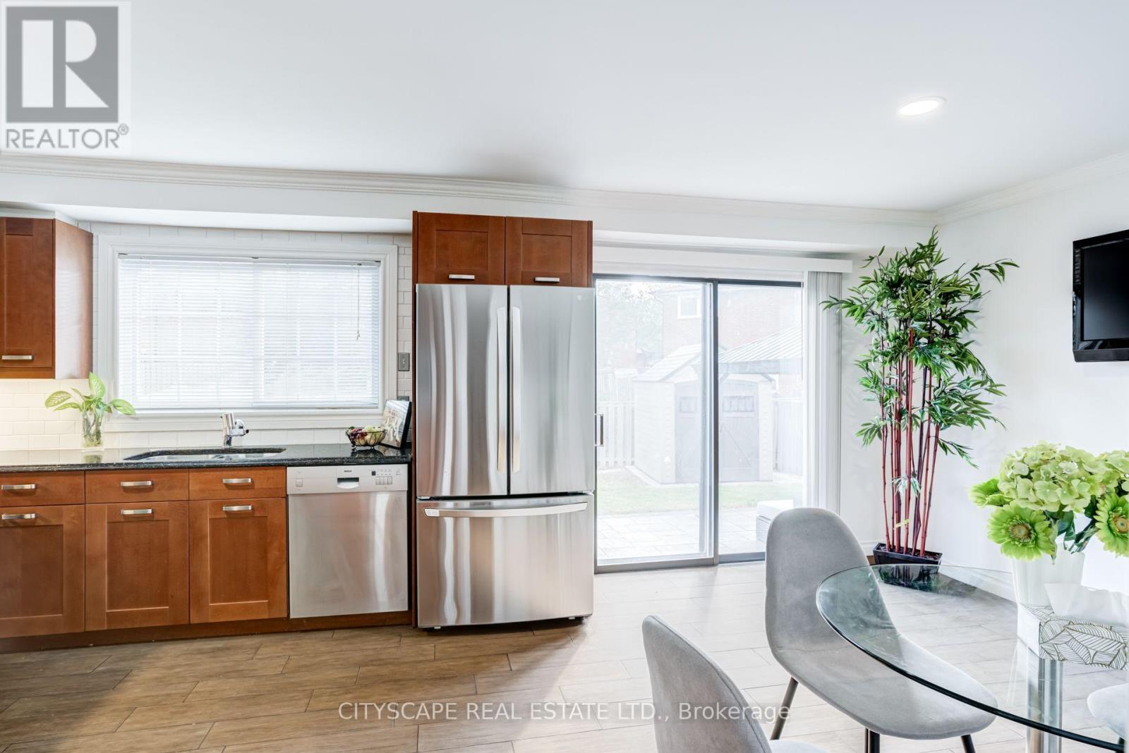 34 HIGHGATE DRIVE - Image 12