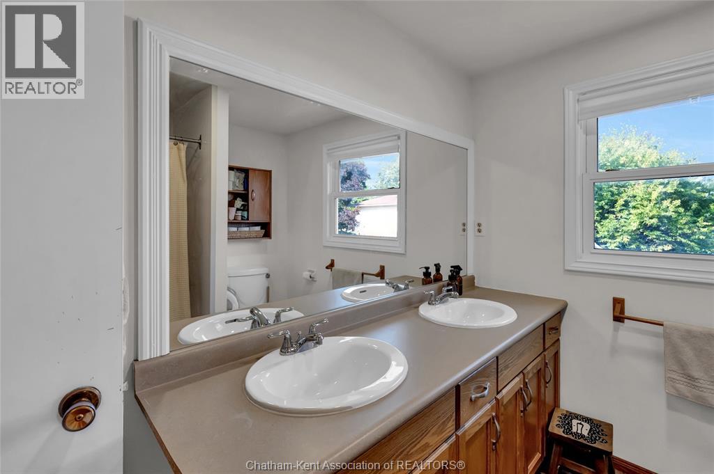 7 ORDON BOULEVARD - Image 32
