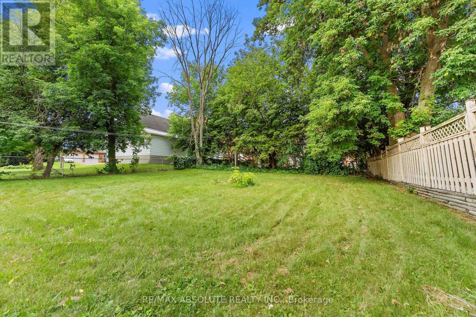 11 GOULD STREET - 33