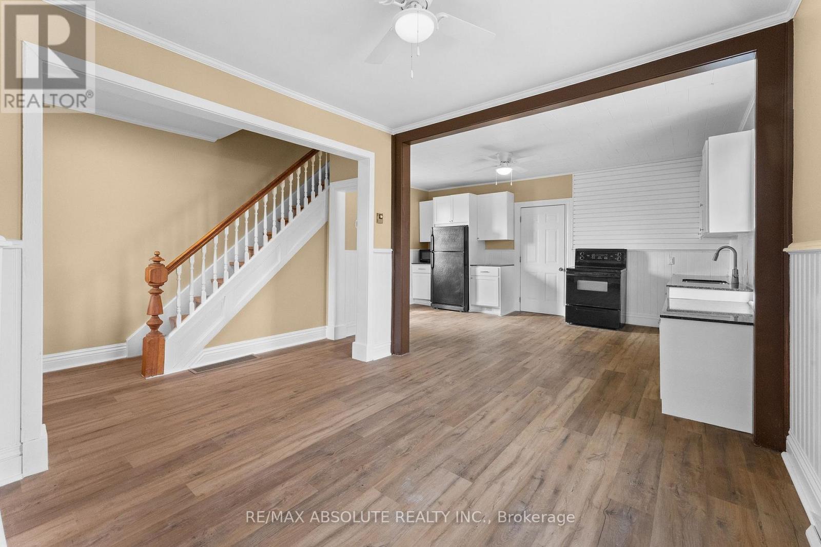 11 GOULD STREET - 5