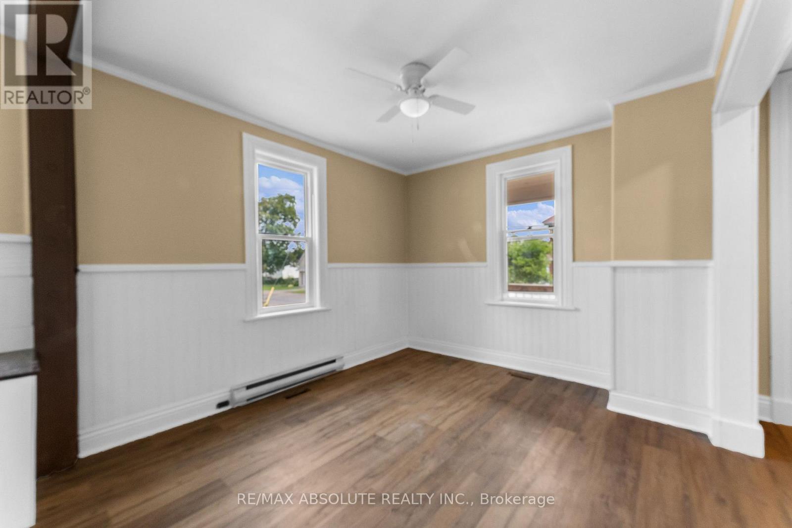 11 GOULD STREET - 6