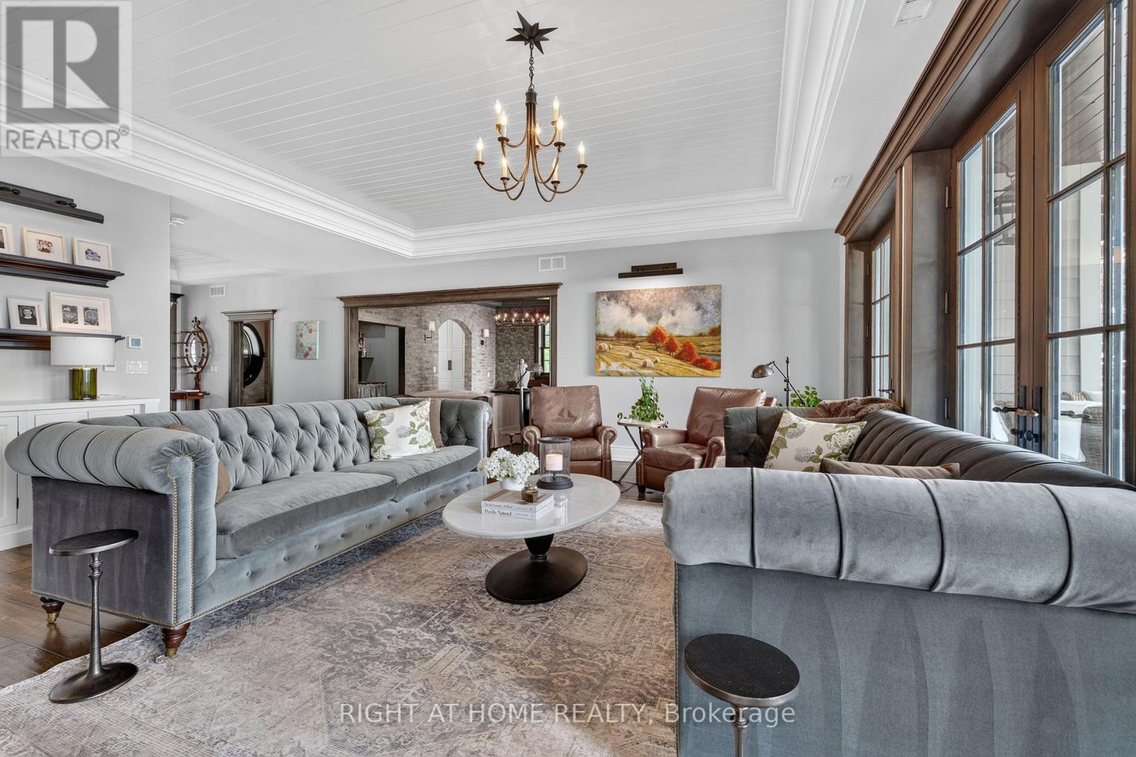24 KING PITT ROAD - 12