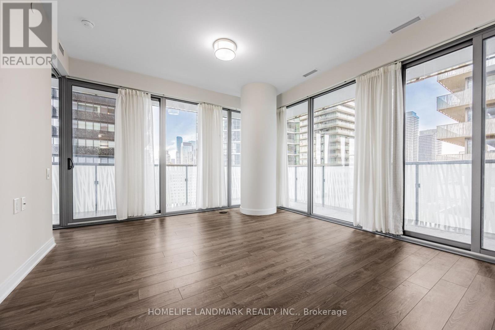 #2305 50 CHARLES STREET E - 15