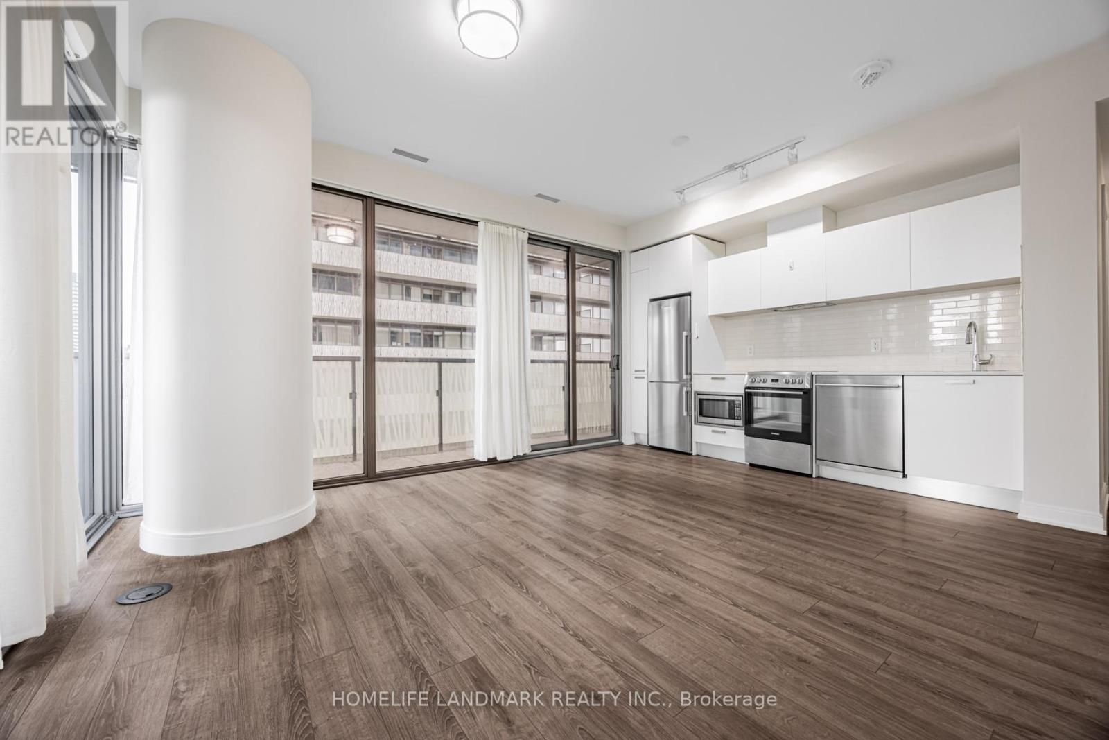 #2305 50 CHARLES STREET E - 16