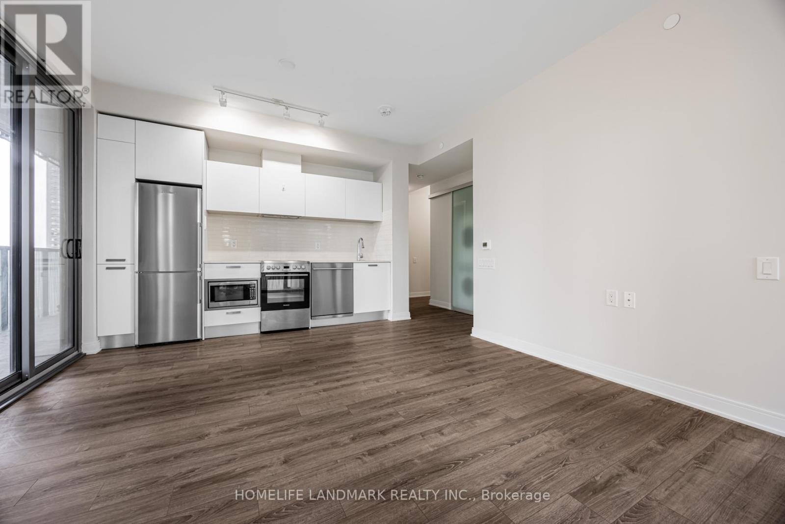 #2305 50 CHARLES STREET E - 18