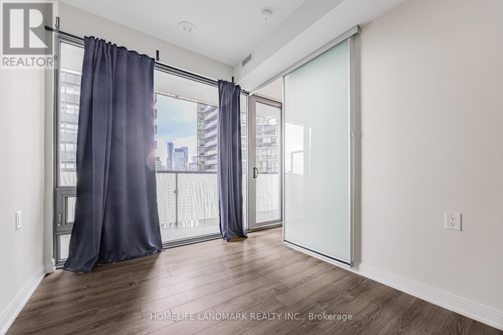#2305 50 CHARLES STREET E - 22