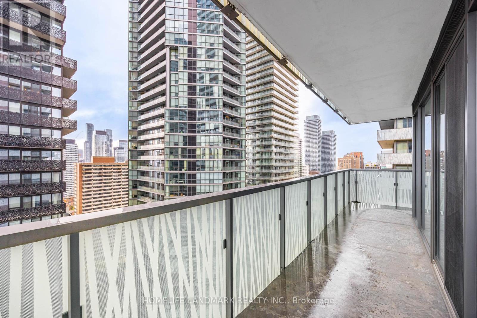 #2305 50 CHARLES STREET E - 27