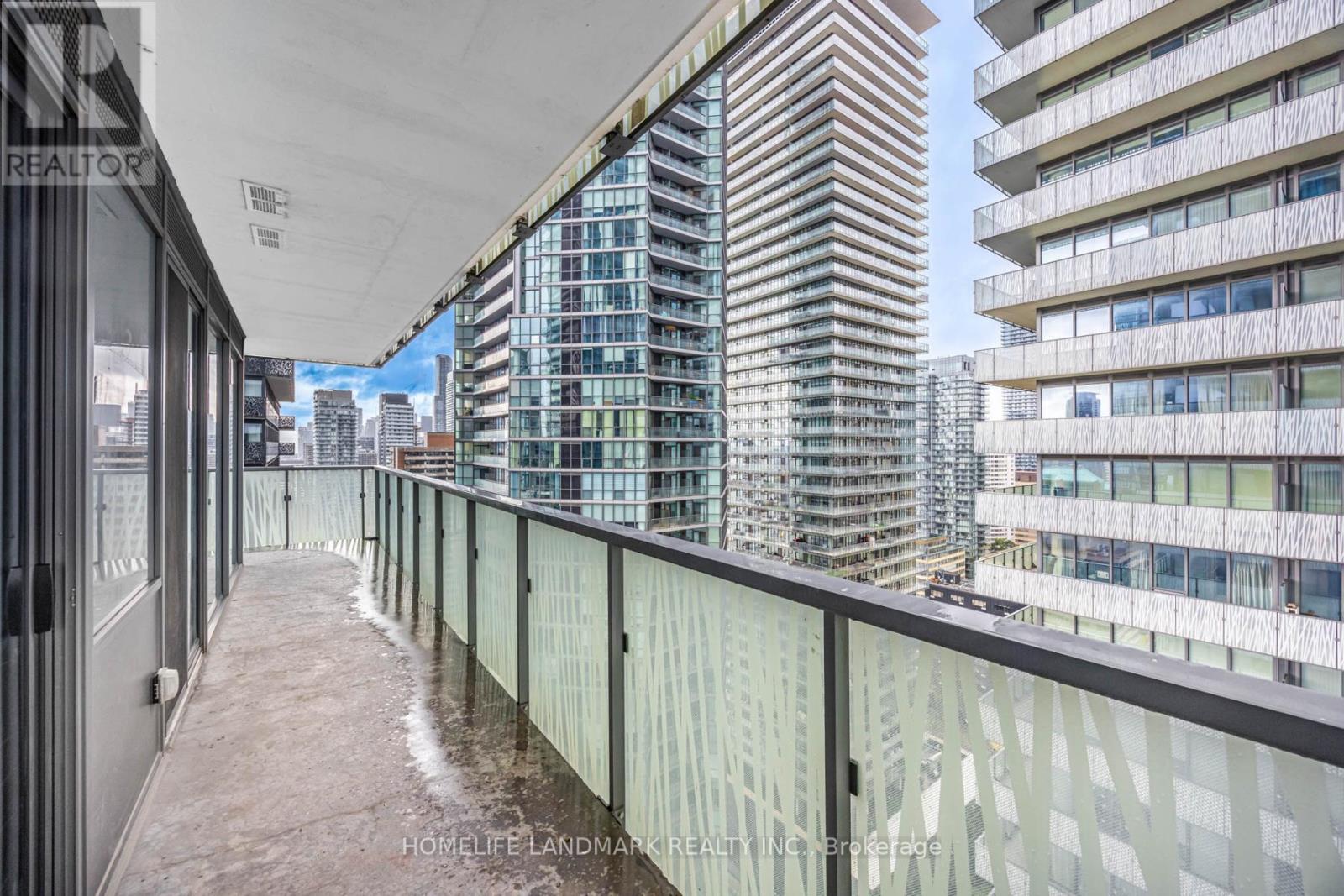#2305 50 CHARLES STREET E - 28