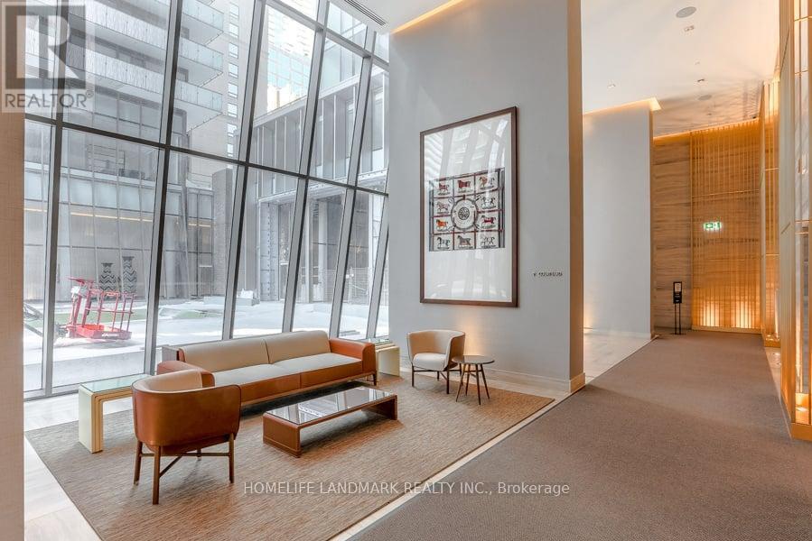 #2305 50 CHARLES STREET E - 34