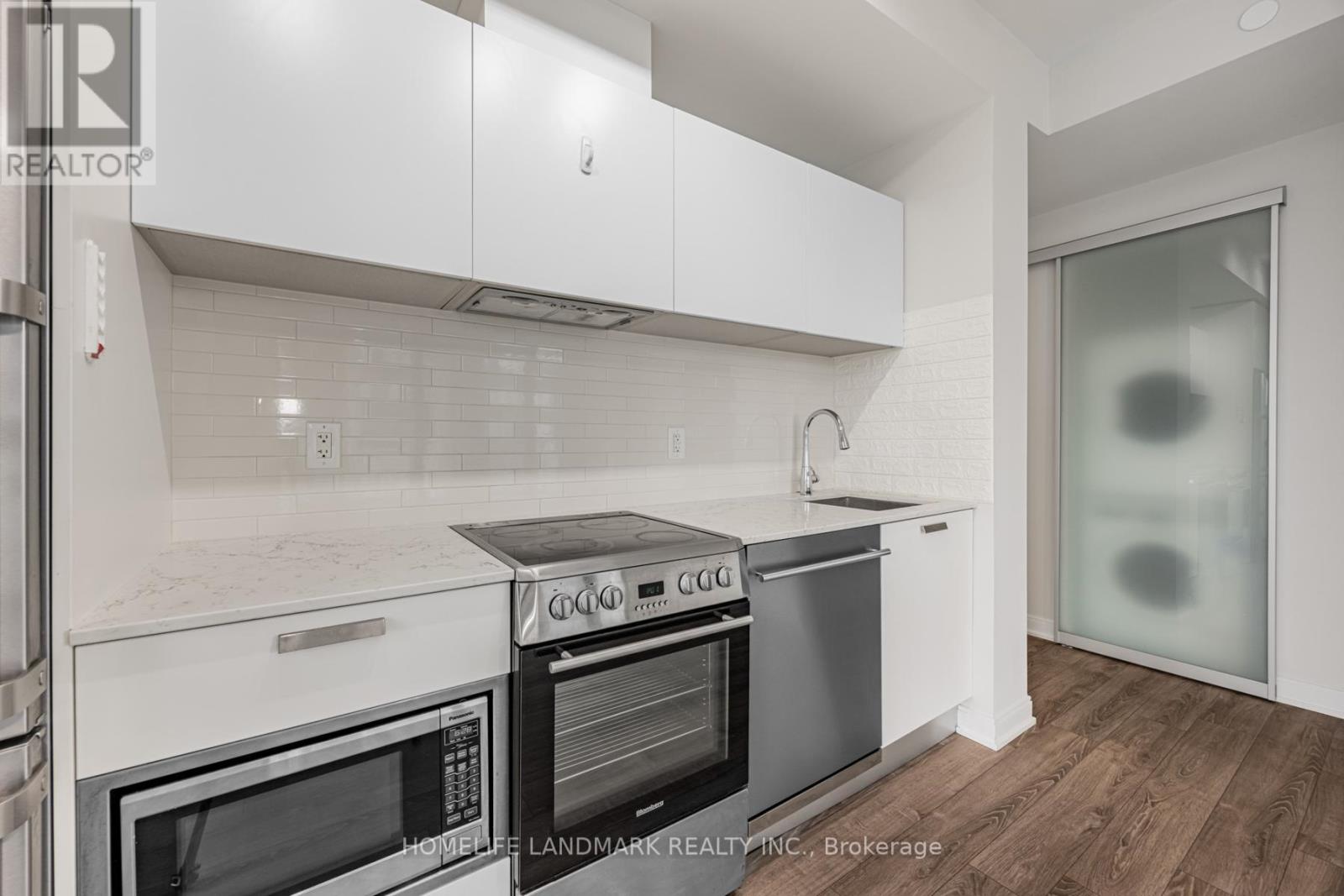#2305 50 CHARLES STREET E - 7