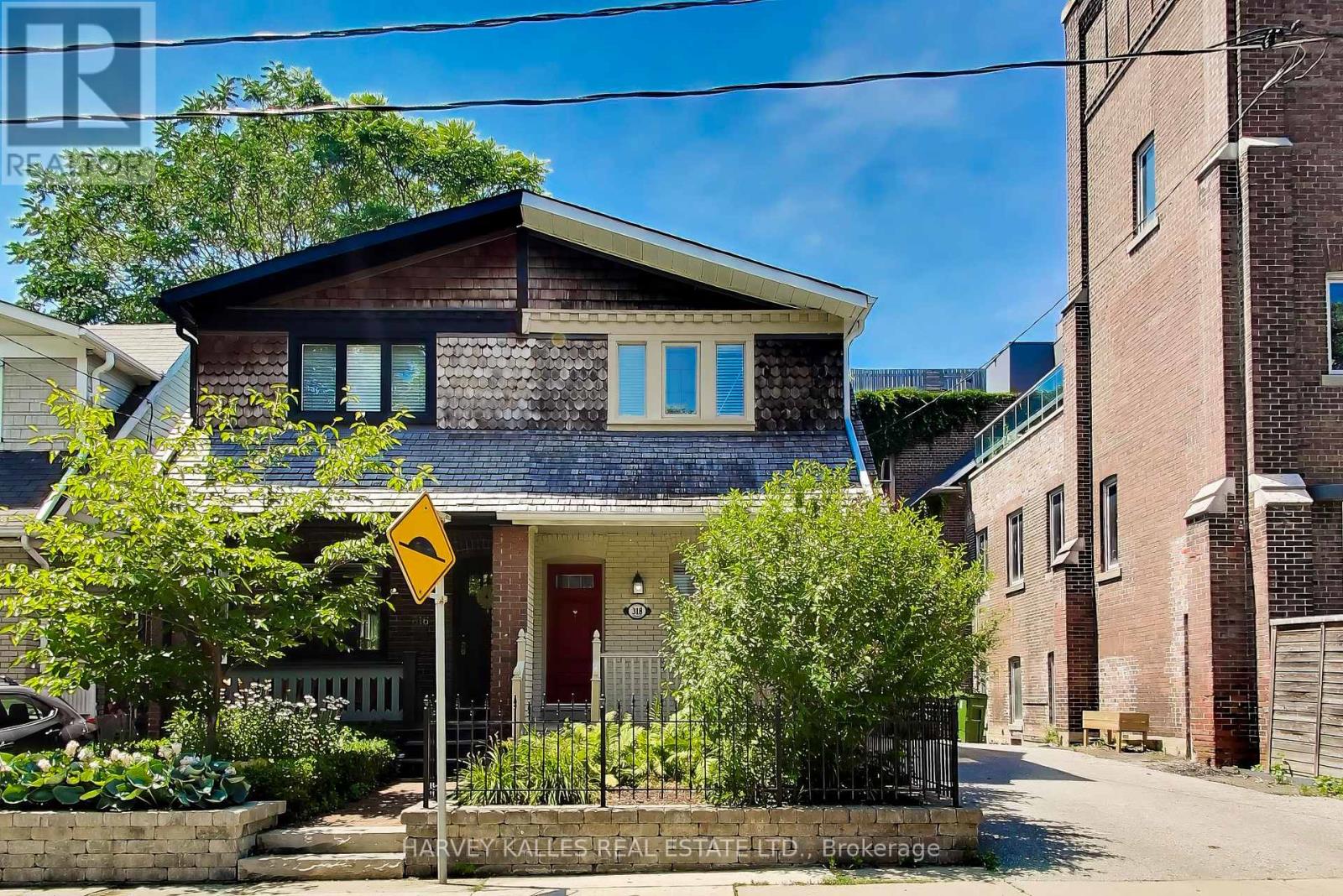 318 SUMACH STREET - 1