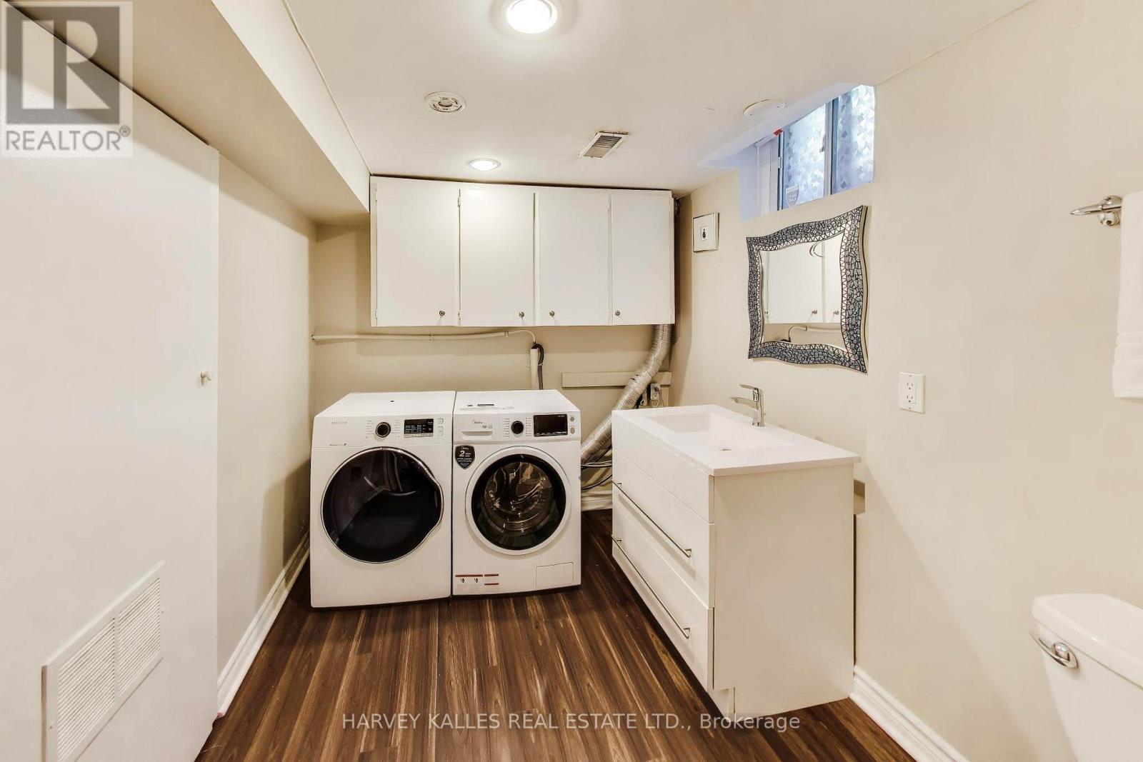 318 SUMACH STREET - Image 27