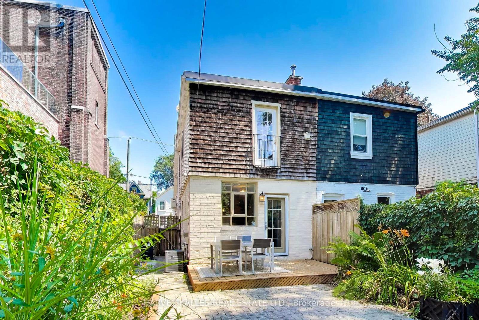 318 SUMACH STREET - Image 29