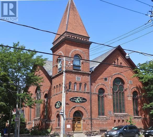 318 SUMACH STREET - Image 42
