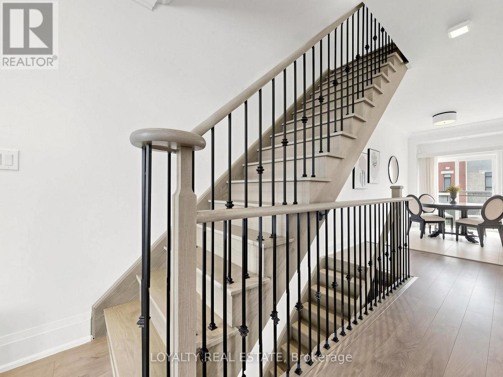 52 SOUTH PARK ROAD - Image 28