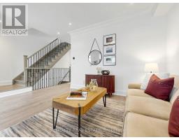 Living room - 52 South Park Road, Markham, ON L3T0G6 Photo 6
