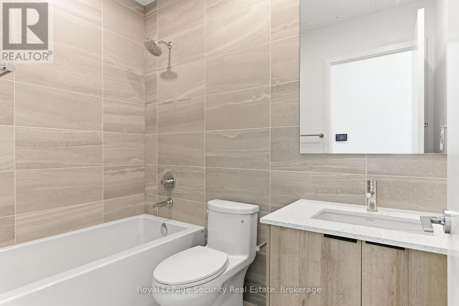 #104 722 MARLEE AVENUE - 35