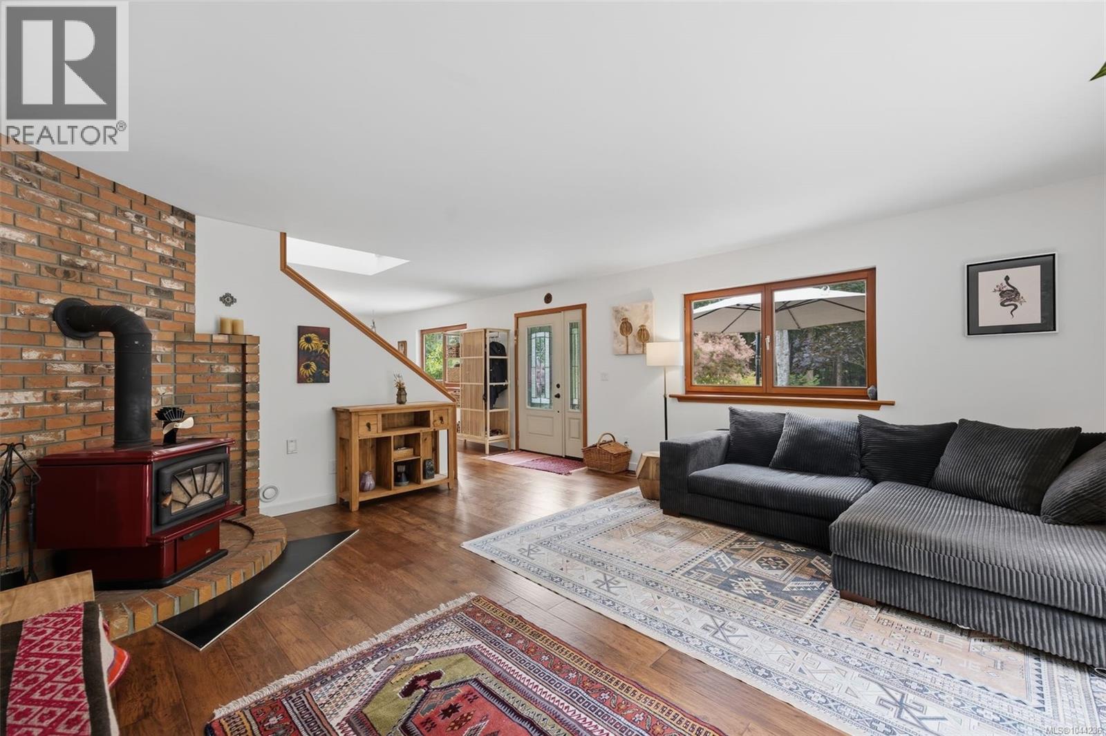1551 Pickles Rd - Image 16