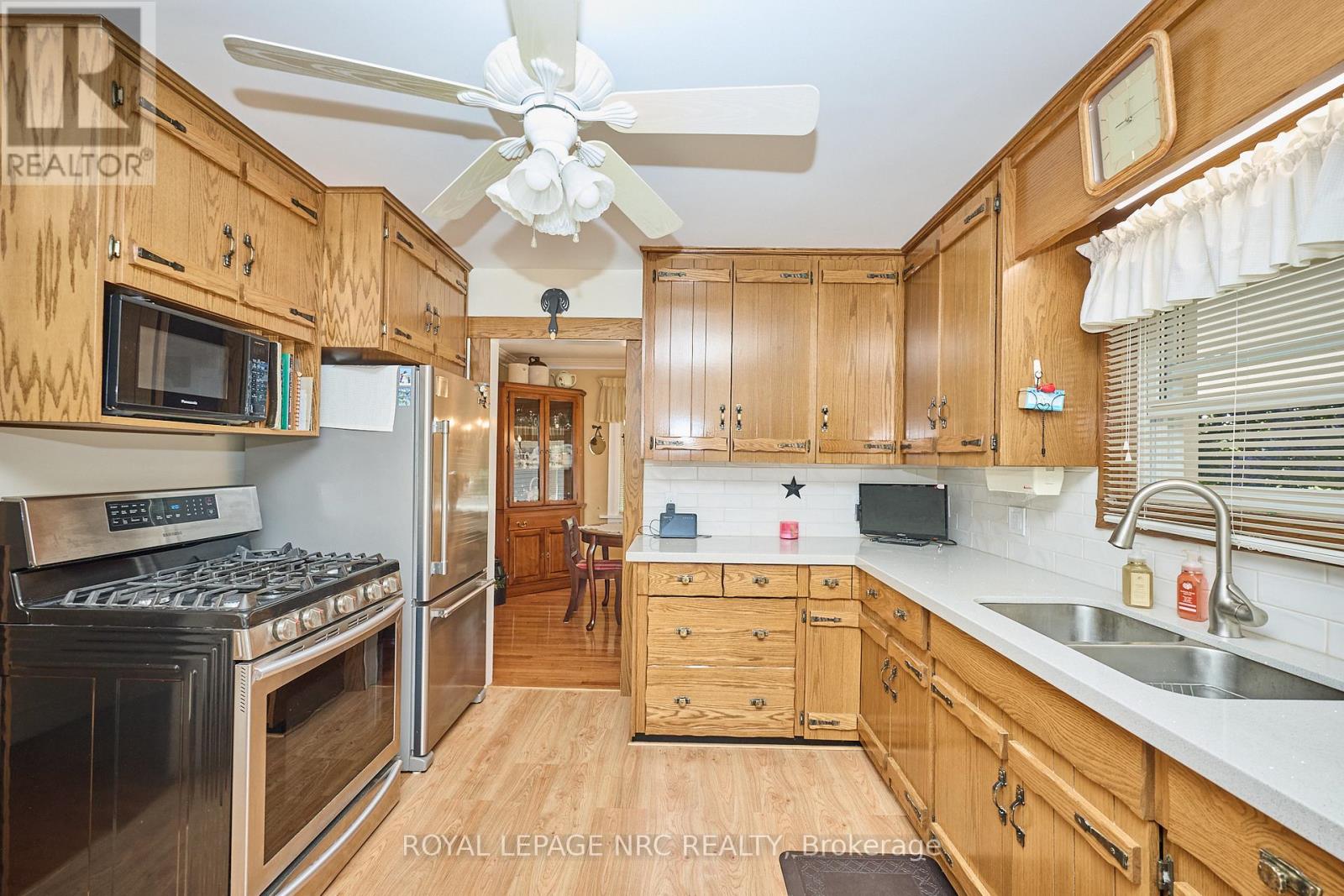 4013 WELLAND STREET - 6