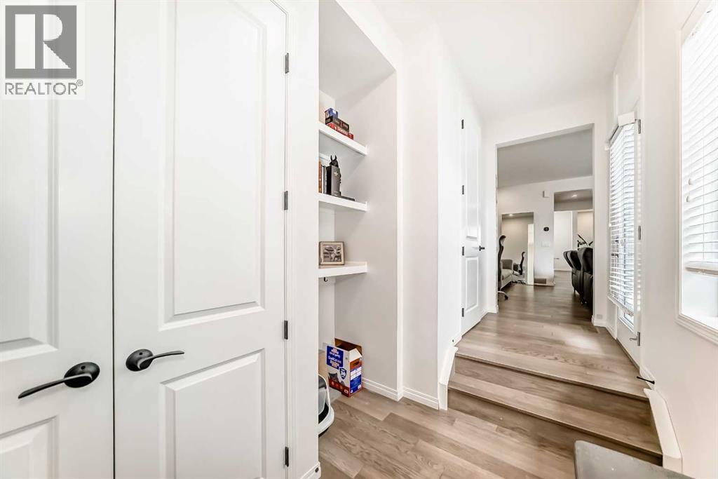 372 Carrington Way NW - 24