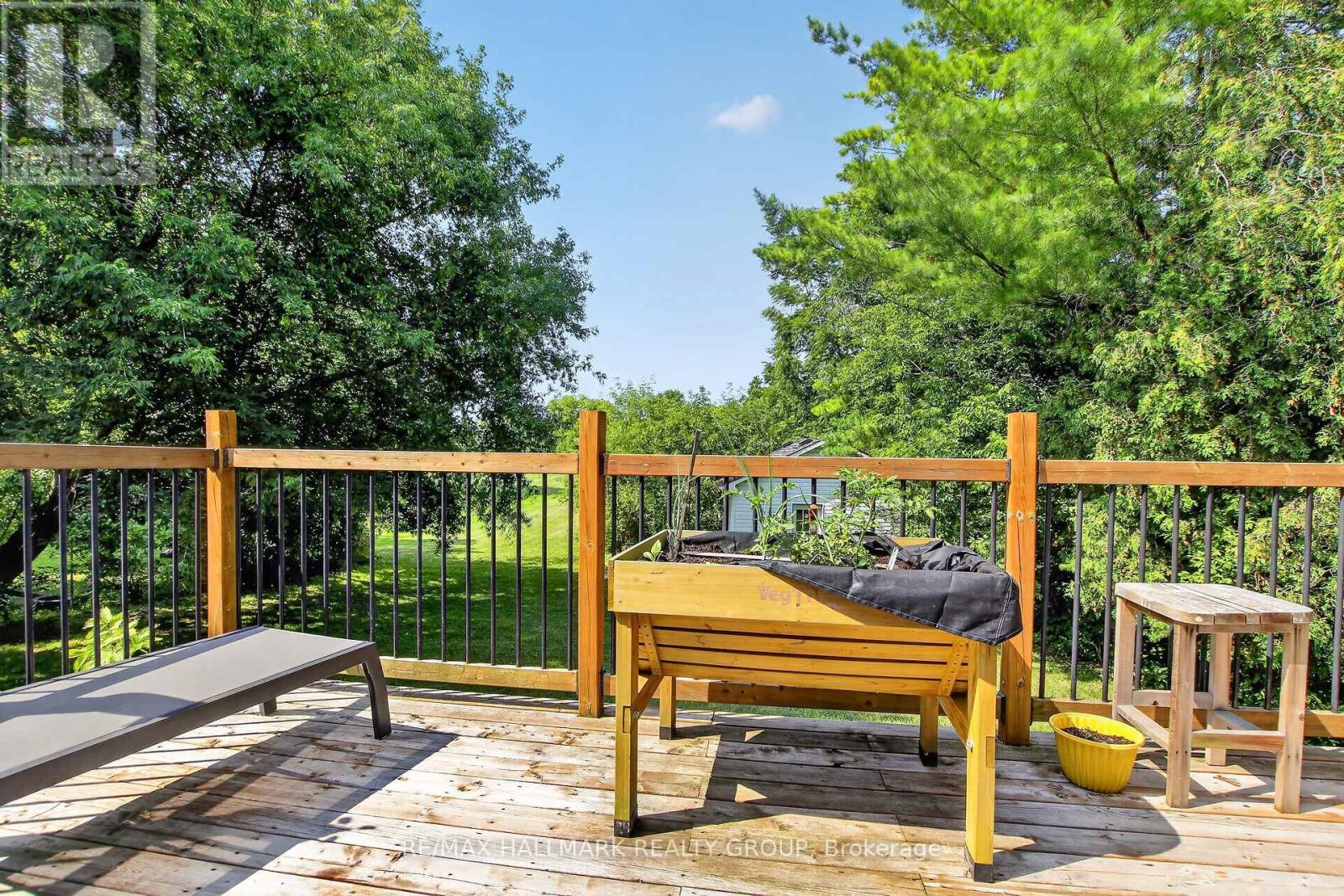 3606 MCBEAN STREET - Image 33