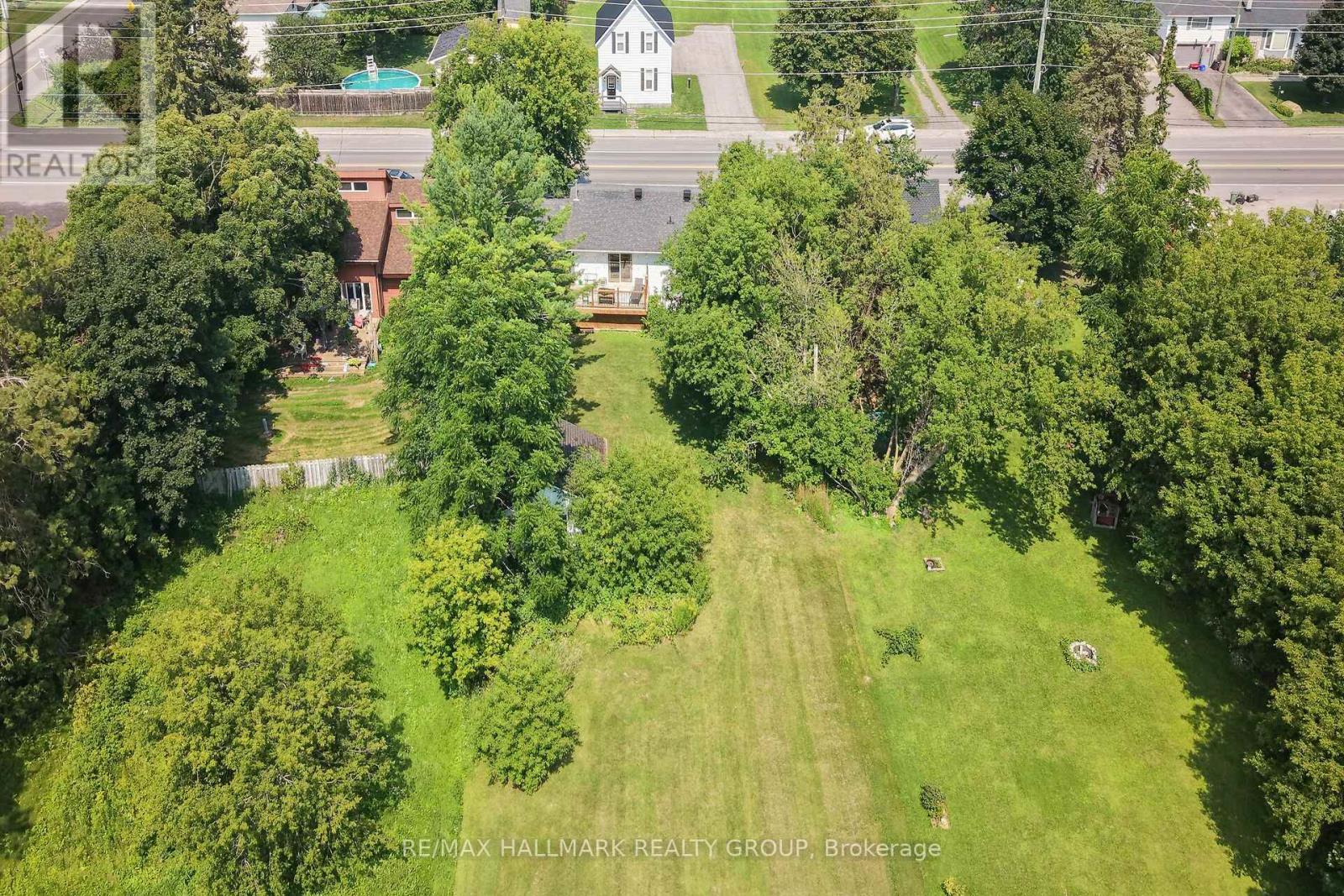 3606 MCBEAN STREET - Image 39