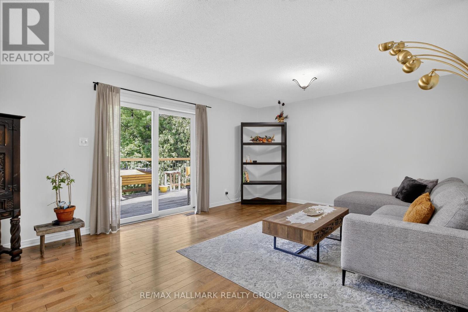 3606 MCBEAN STREET - Image 8