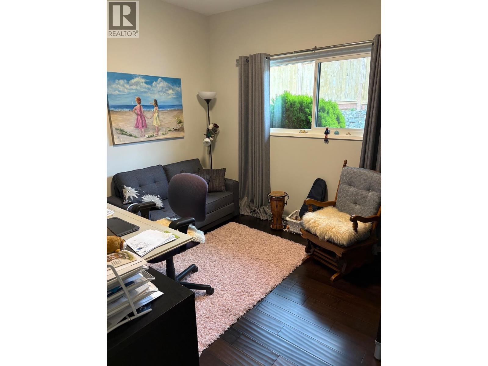5350 BENNER ROAD, Sechelt