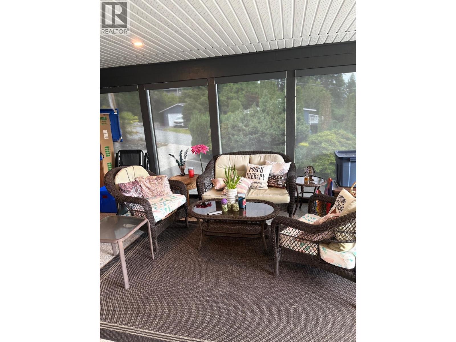 5350 BENNER ROAD, Sechelt