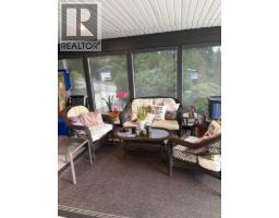 5350 Benner Road, Sechelt, BC V7Z0G7 Photo 13