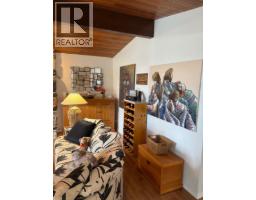 5350 Benner Road, Sechelt, BC V7Z0G7 Photo 9