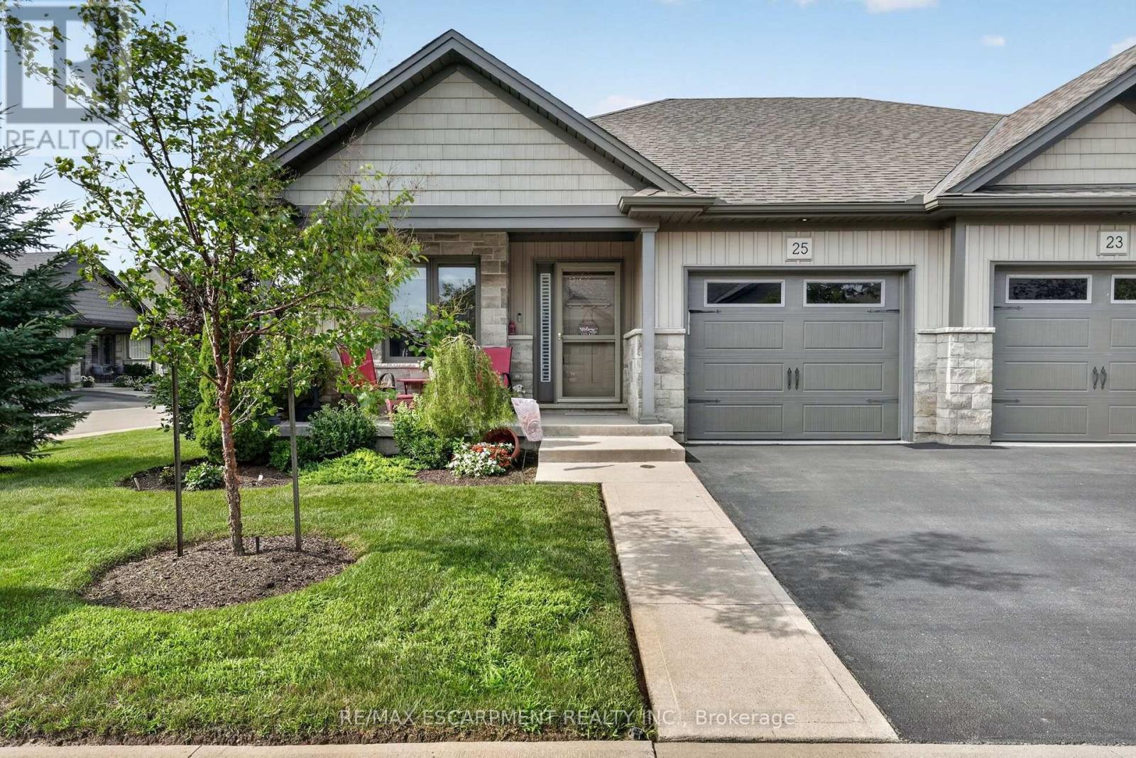 25 RICHARD CRESCENT - 39