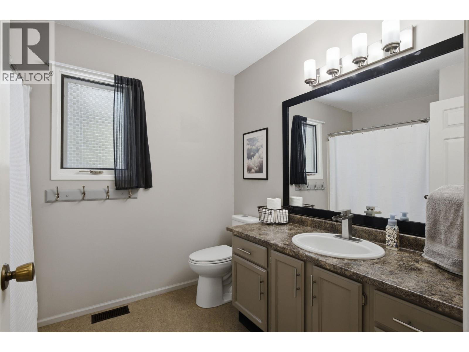 3228 DAVISON ROAD - 20