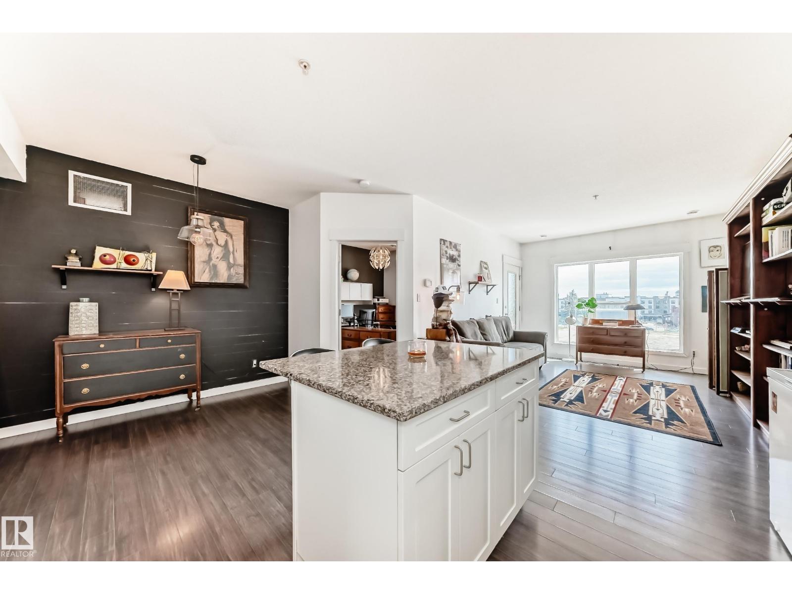 #316 10518 113 ST NW - 1