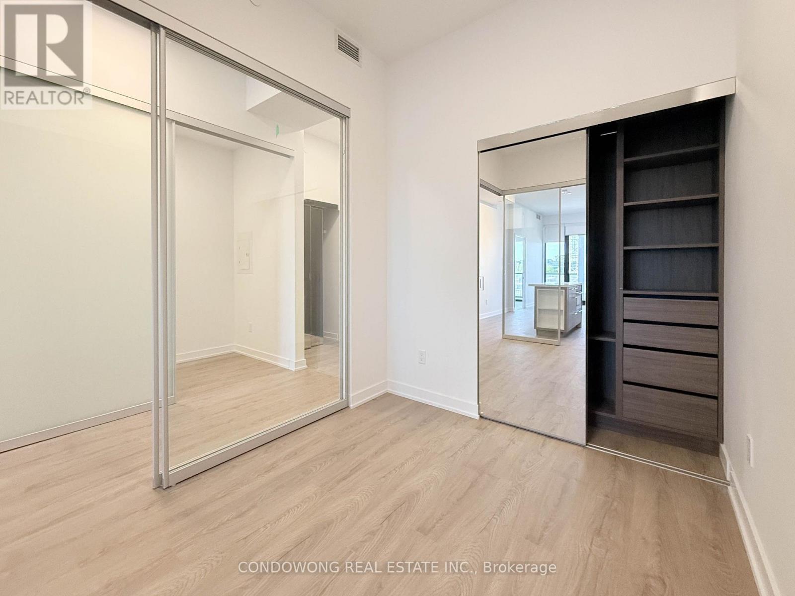 Thumbnail 14