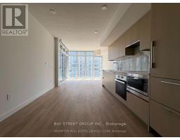 912 - 1 Concord Cityplace Way, Toronto, ON M5V0X3 Photo 8